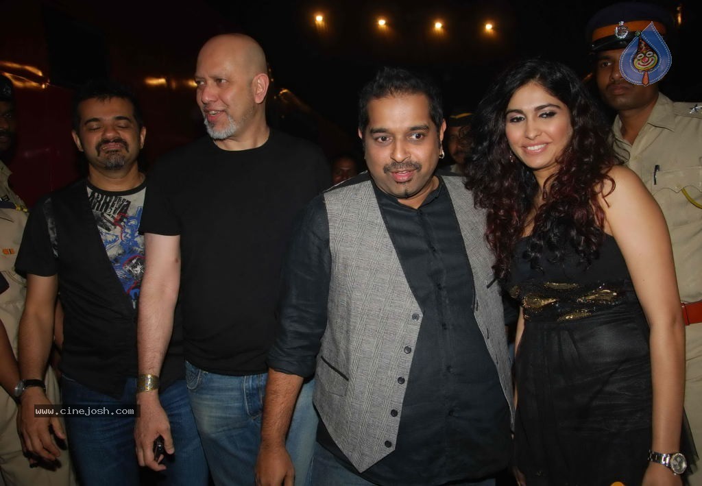 Hot Bolly Celebs at Umang 2012 - 55 / 149 photos