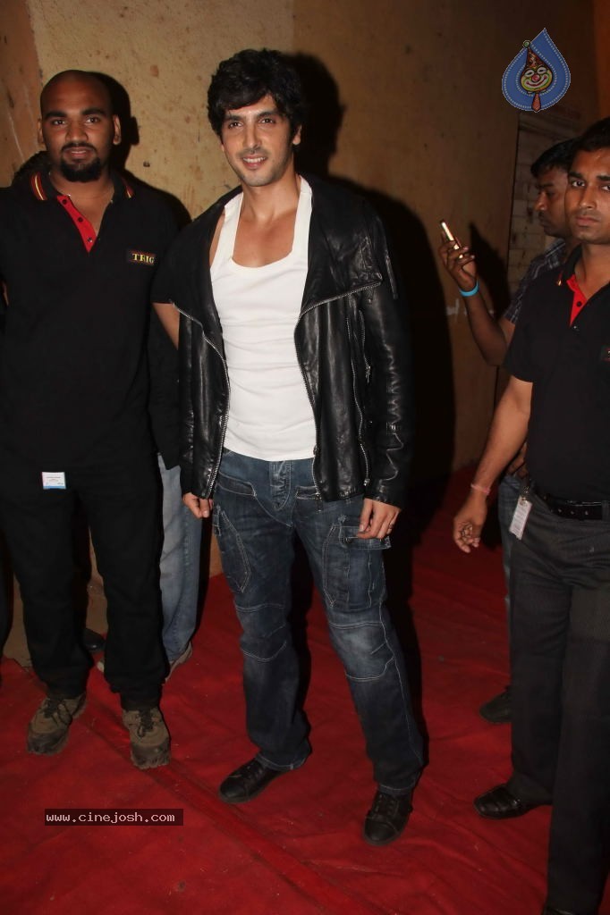 Hot Bolly Celebs at Umang 2012 - 89 / 149 photos