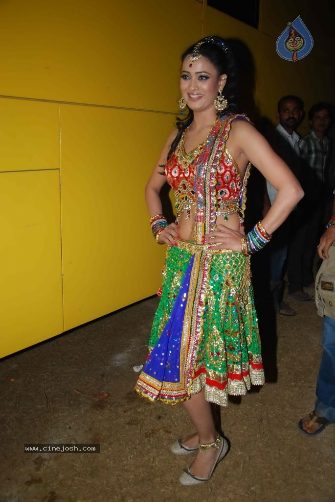 Hot Bolly Celebs at Umang 2012 - 119 / 149 photos