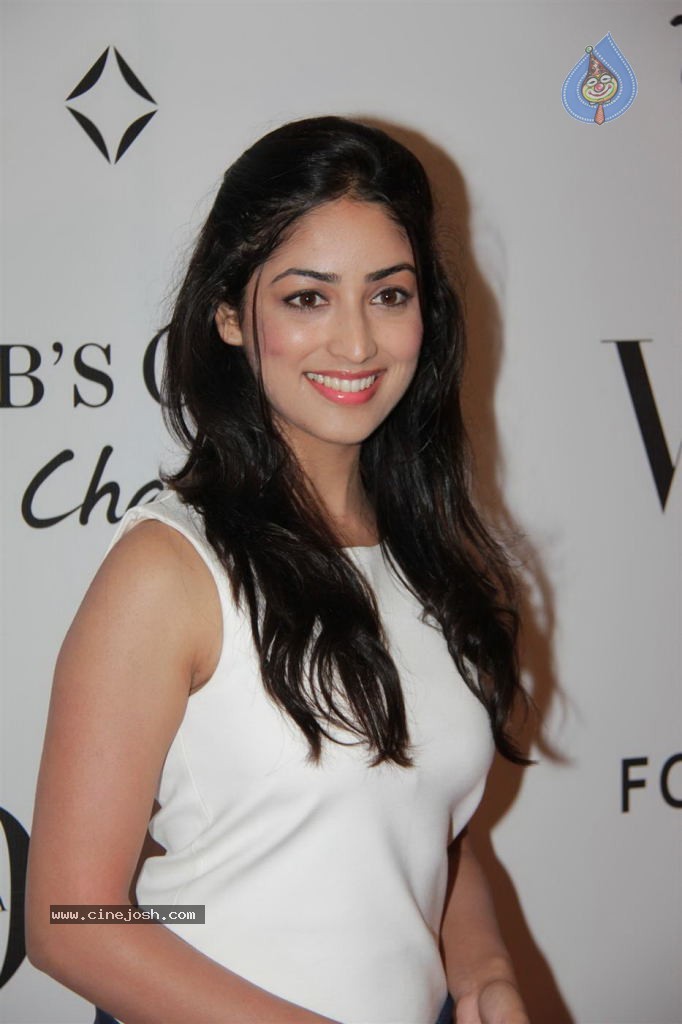 Hot Bolly Celebs at Vogue India 5th Anniversary Party - 4 / 53 photos