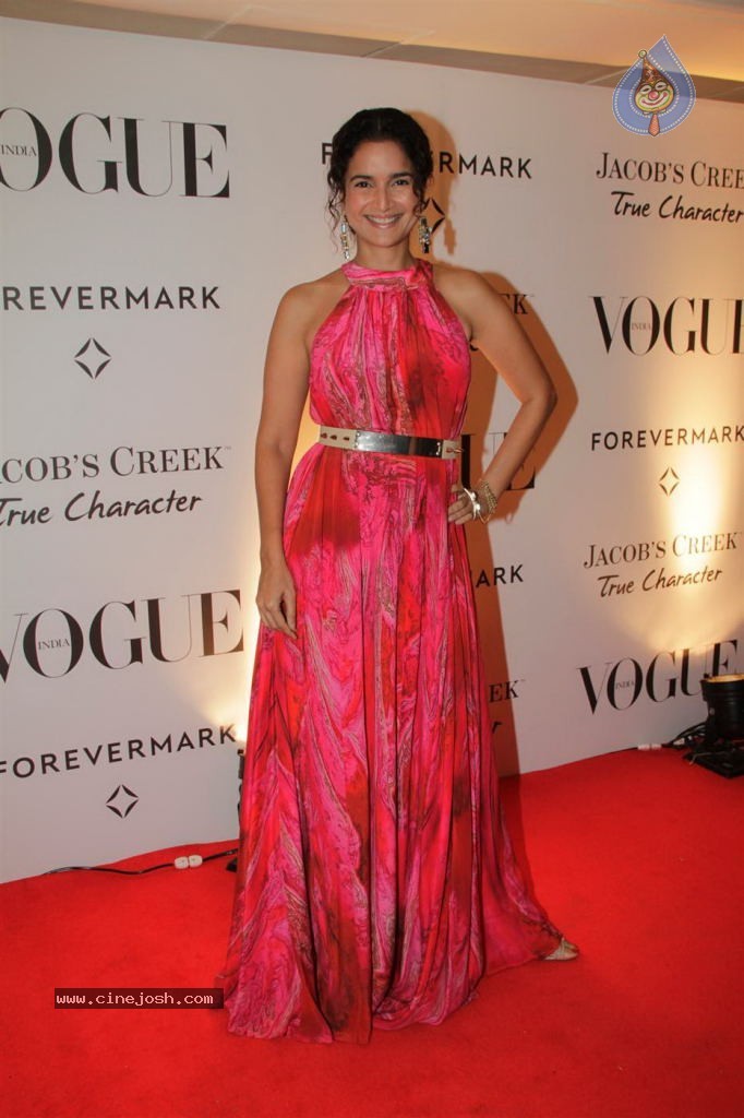 Hot Bolly Celebs at Vogue India 5th Anniversary Party - 19 / 53 photos