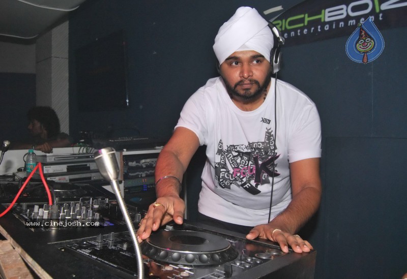 Hot Bolly Celebs Partying at RichBoyz Entertainment - 10 / 138 photos