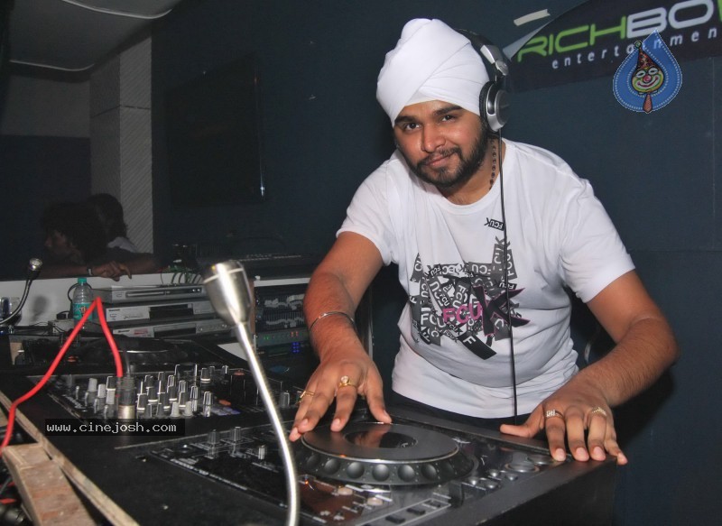 Hot Bolly Celebs Partying at RichBoyz Entertainment - 89 / 138 photos