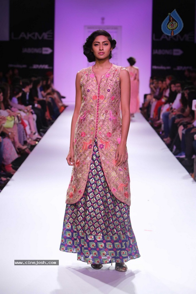 Hot Bolly Celebs Walks the Ramp at LFW 2014 - 6 / 187 photos