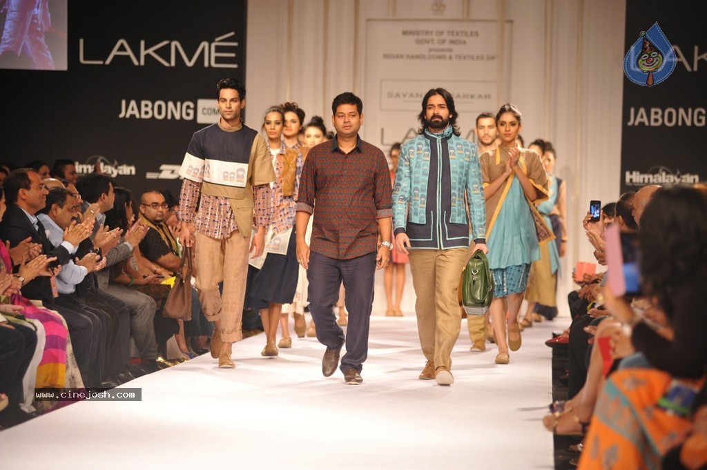 Hot Bolly Celebs Walks the Ramp at LFW 2014 - 82 / 187 photos