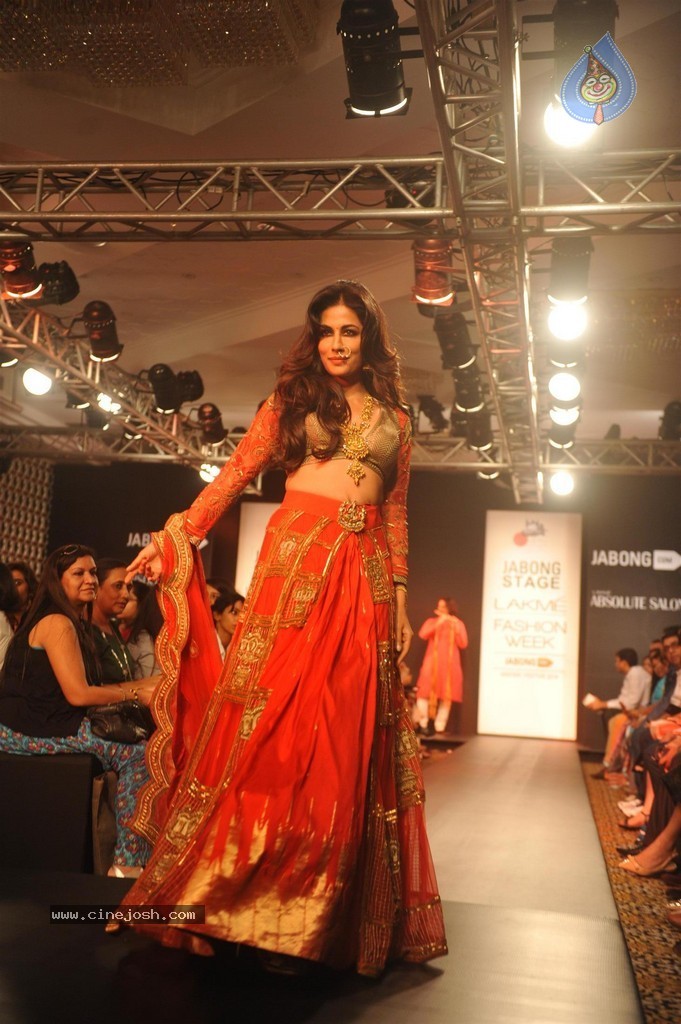 Hot Bolly Celebs Walks the Ramp at LFW 2014 - 103 / 187 photos