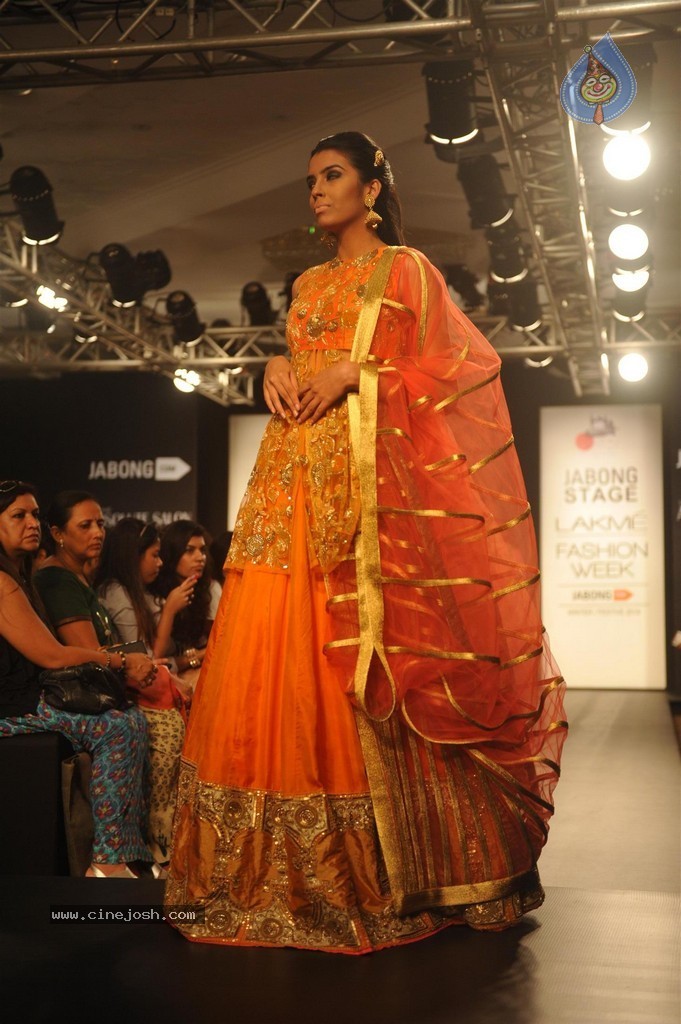 Hot Bolly Celebs Walks the Ramp at LFW 2014 - 160 / 187 photos