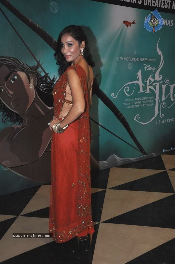 Hot Celebs at Arjun Movie Premiere - 19 / 36 photos