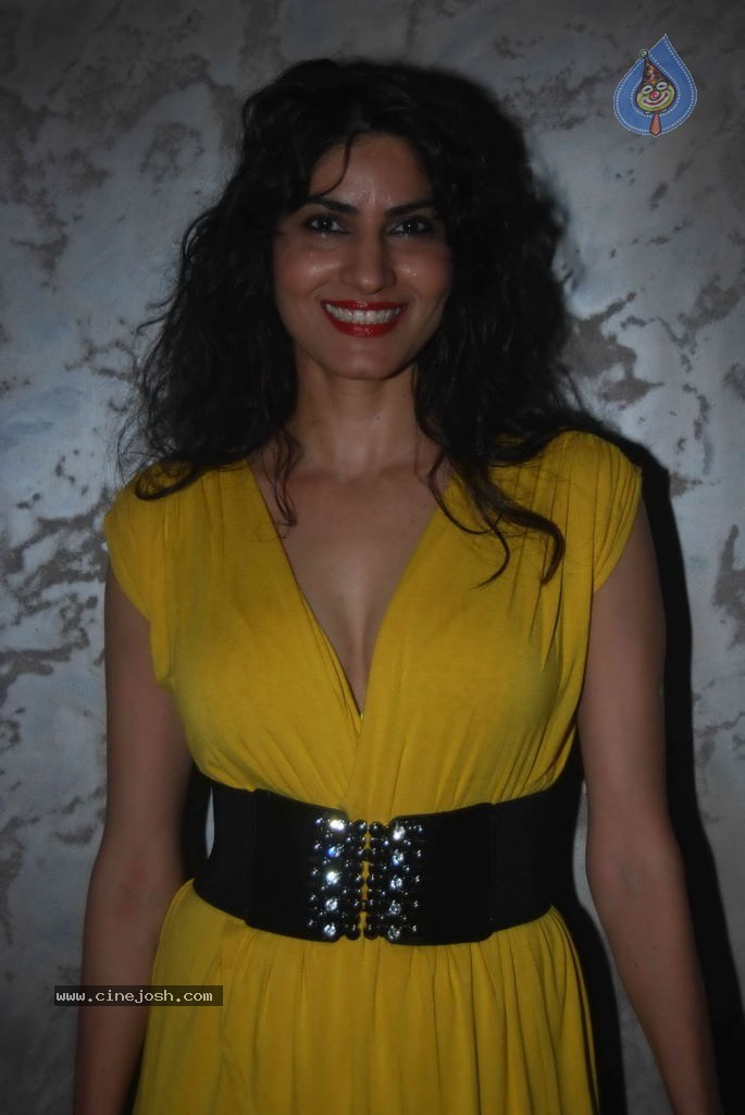 Hot Celebs at Cave Lounge Launch - 47 / 62 photos