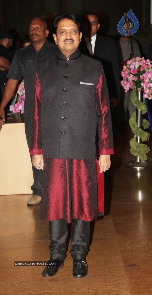 Hot Celebs at Deepshikha n Kaishav Sangeet Ceremony - 22 / 142 photos
