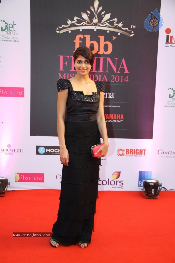 Hot Celebs at Femina Miss India 2014 - 75 / 112 photos