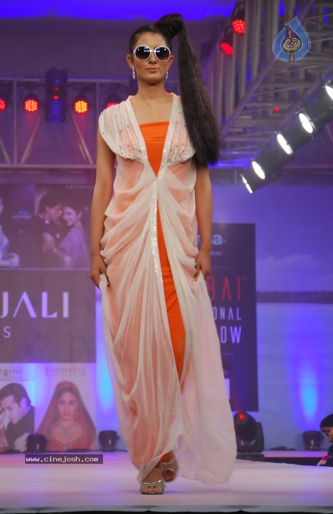 Hot Fashion Show at Gitanjali Boat Show - 50 / 101 photos