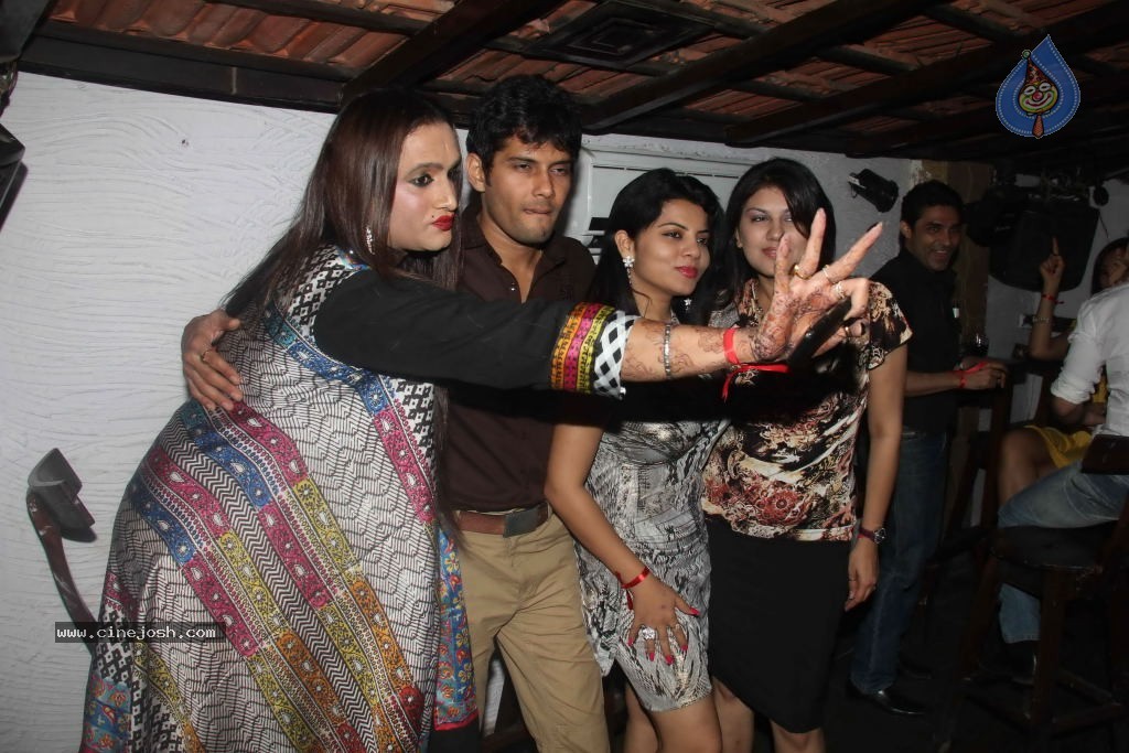 Hot Girls at Juhi n Sachin Shroff Party - 23 / 80 photos