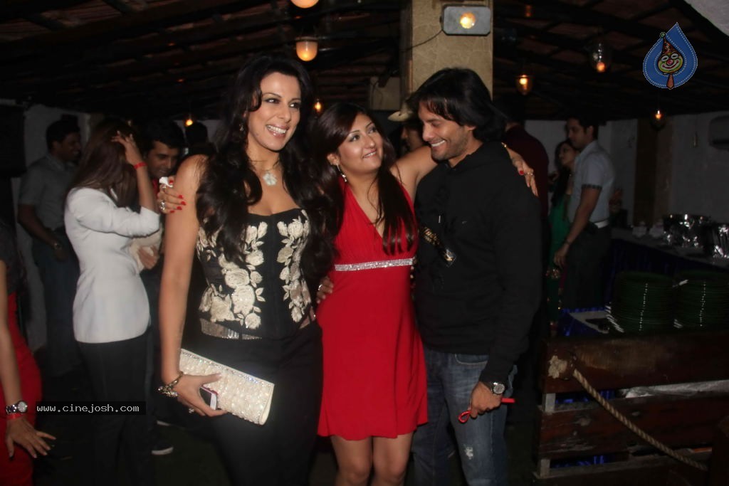 Hot Girls at Juhi n Sachin Shroff Party - 59 / 80 photos