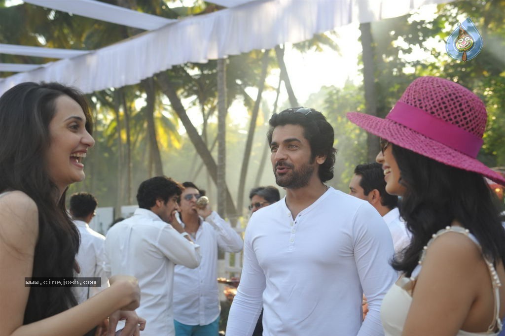 Hot Models at Kingfisher Calendar 2014 Launch - 84 / 123 photos