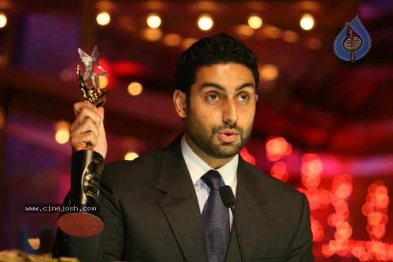 Hottest Bollywood Stars At Sony Max Stardust Awards - 8 / 99 photos