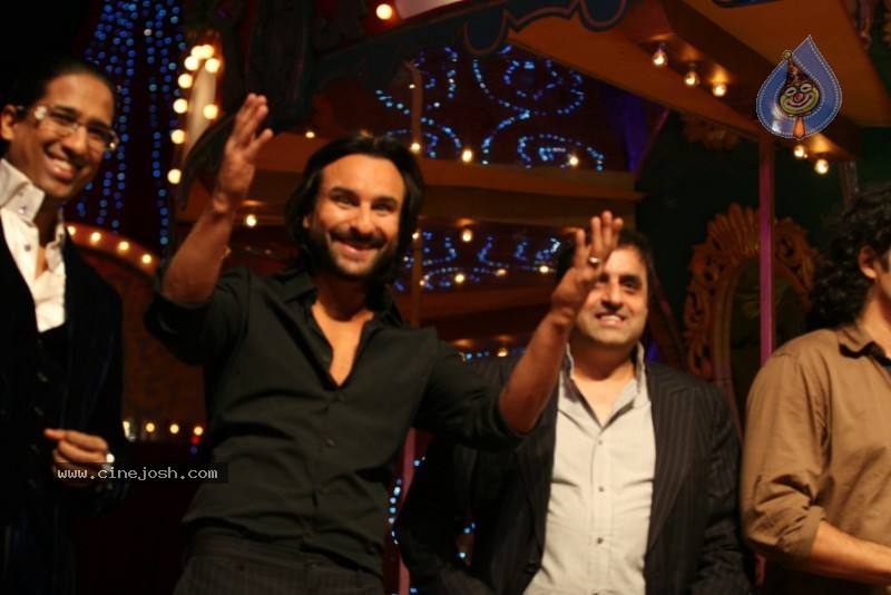 Hottest Bollywood Stars At Sony Max Stardust Awards - 31 / 99 photos
