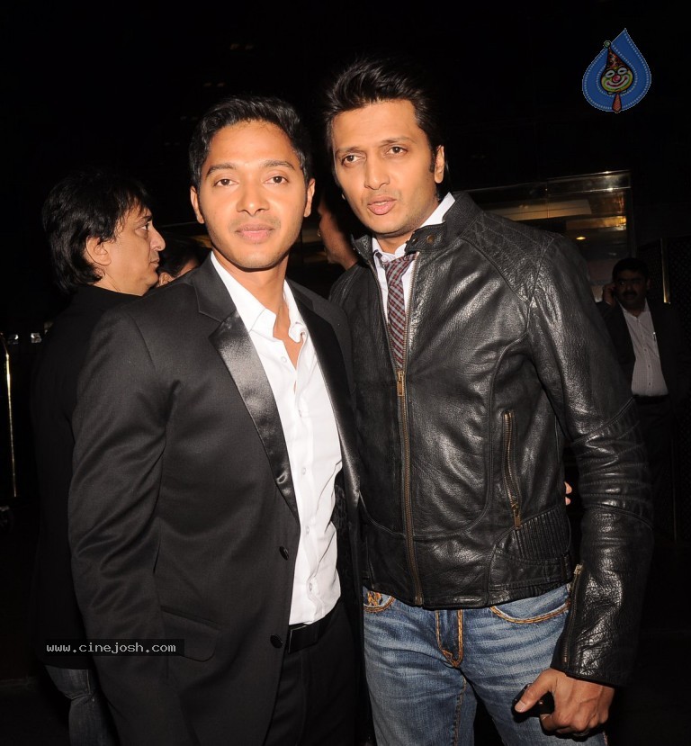 Housefull 2 Stars at Times Now Foodie Awards - 22 / 63 photos