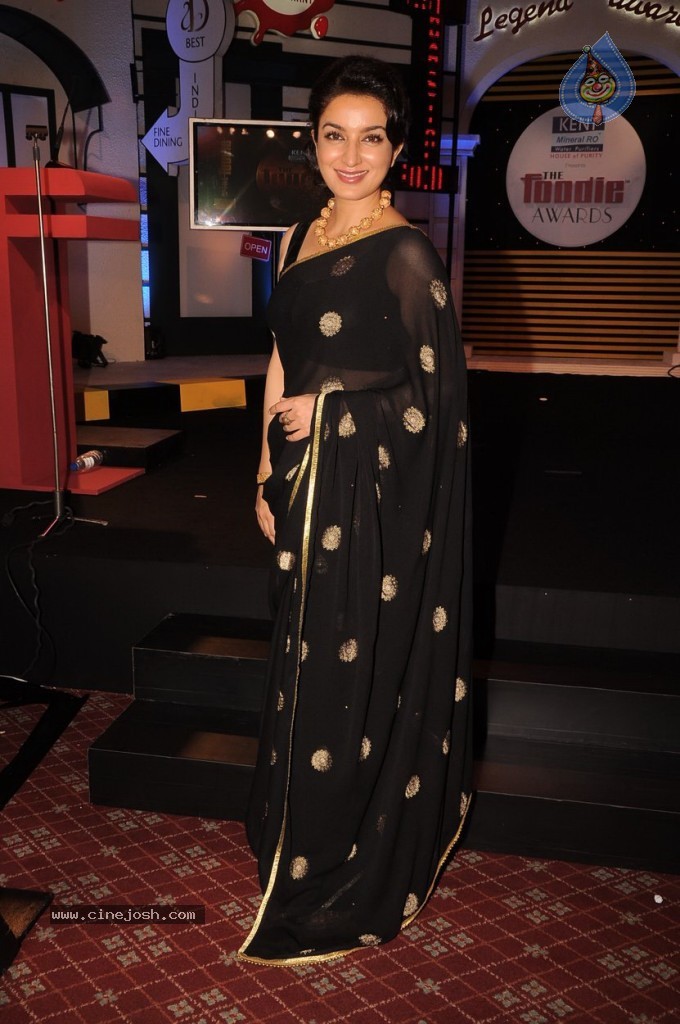 Housefull 2 Stars at Times Now Foodie Awards - 25 / 63 photos