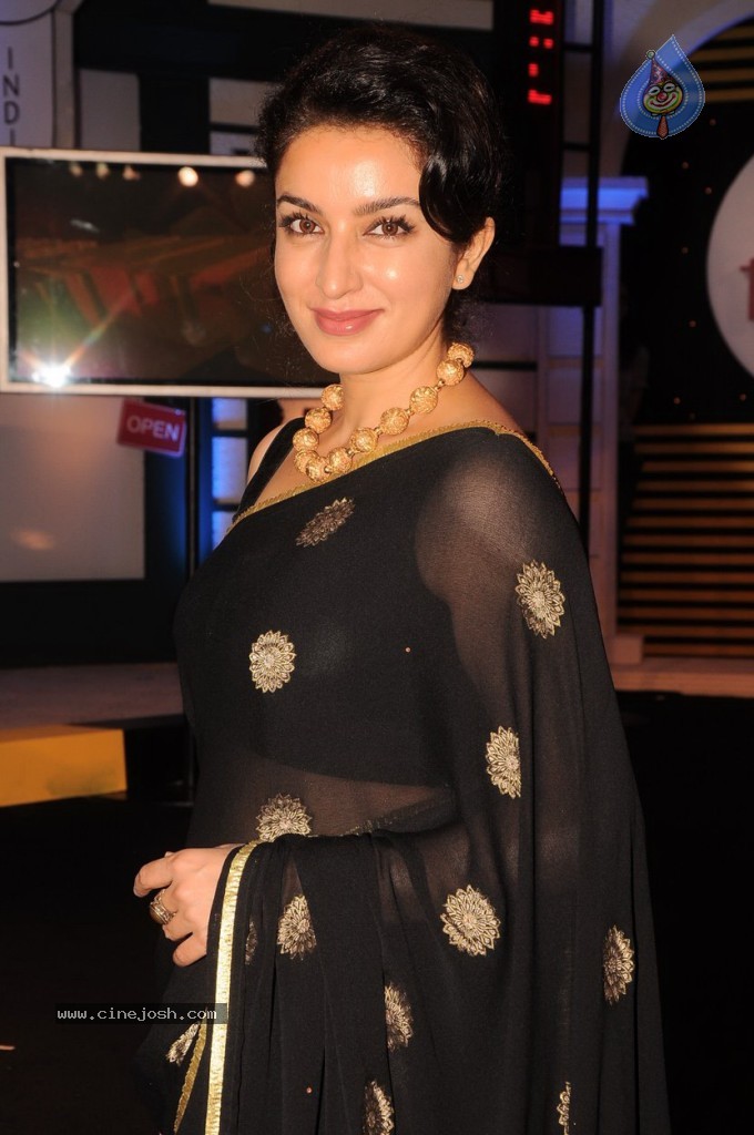 Housefull 2 Stars at Times Now Foodie Awards - 27 / 63 photos