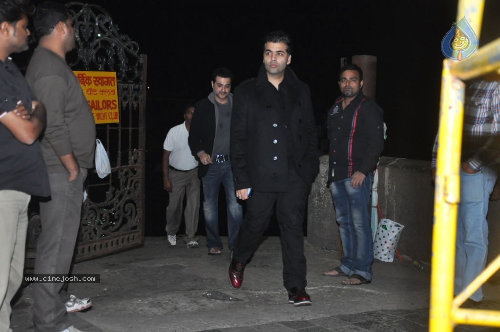 Hrithik Roshan Birthday Party - 44 / 75 photos