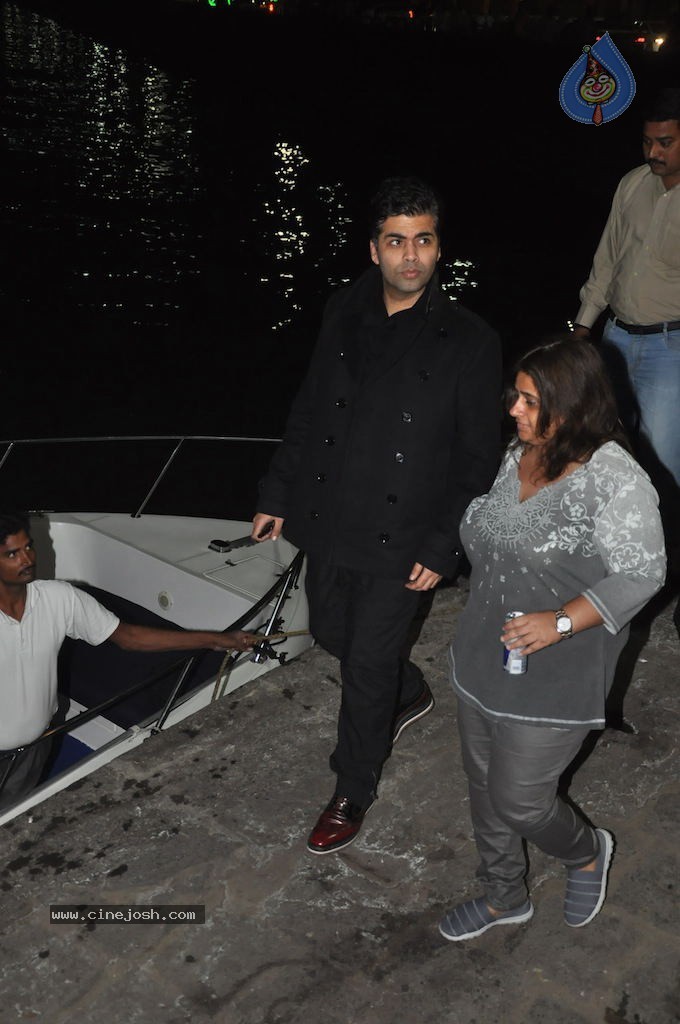 Hrithik Roshan Birthday Party - 74 / 75 photos