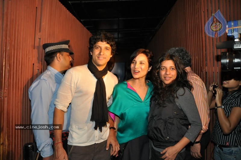 Hrithik Roshan Birthday Party Stills - 11 / 21 photos