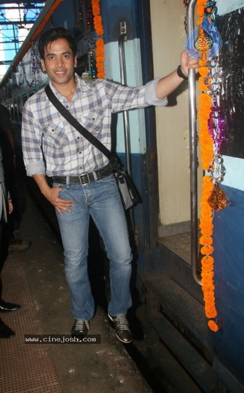 Hum Tum Shabana Promotional Tour - 20 / 37 photos
