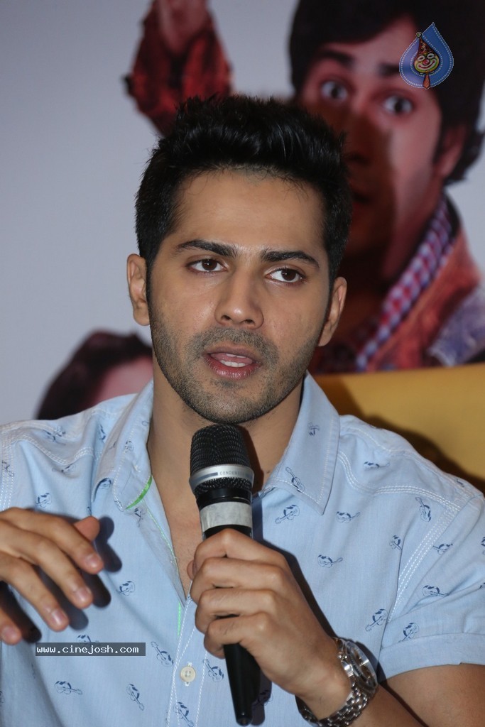 Humpty Sharma Ki Dulhania Film Press Meet - 39 / 82 photos