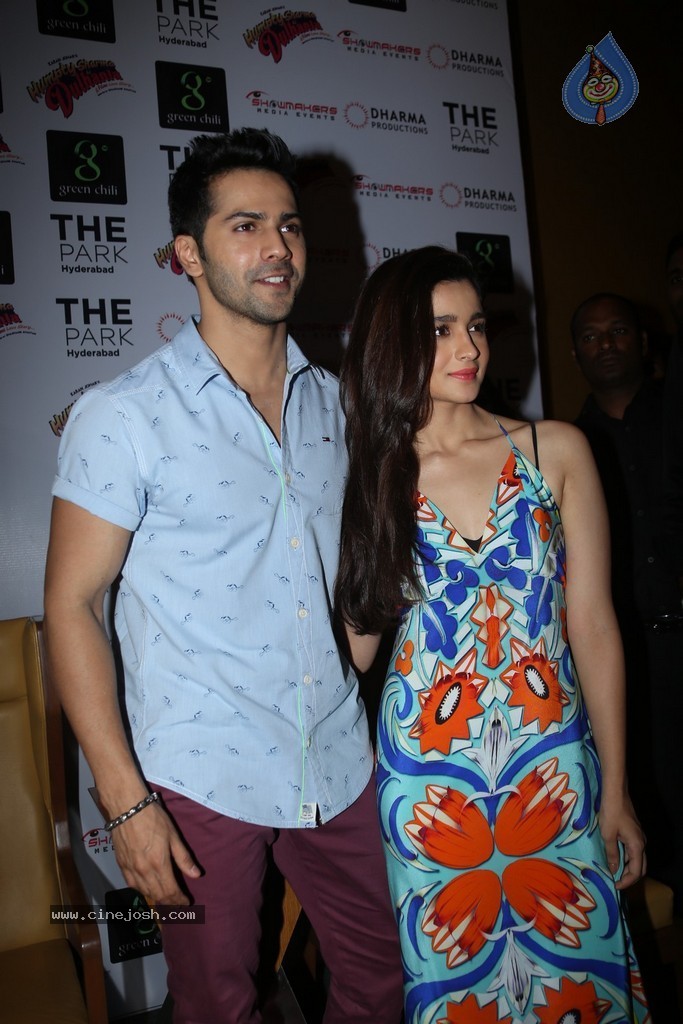 Humpty Sharma Ki Dulhania Film Press Meet - 79 / 82 photos