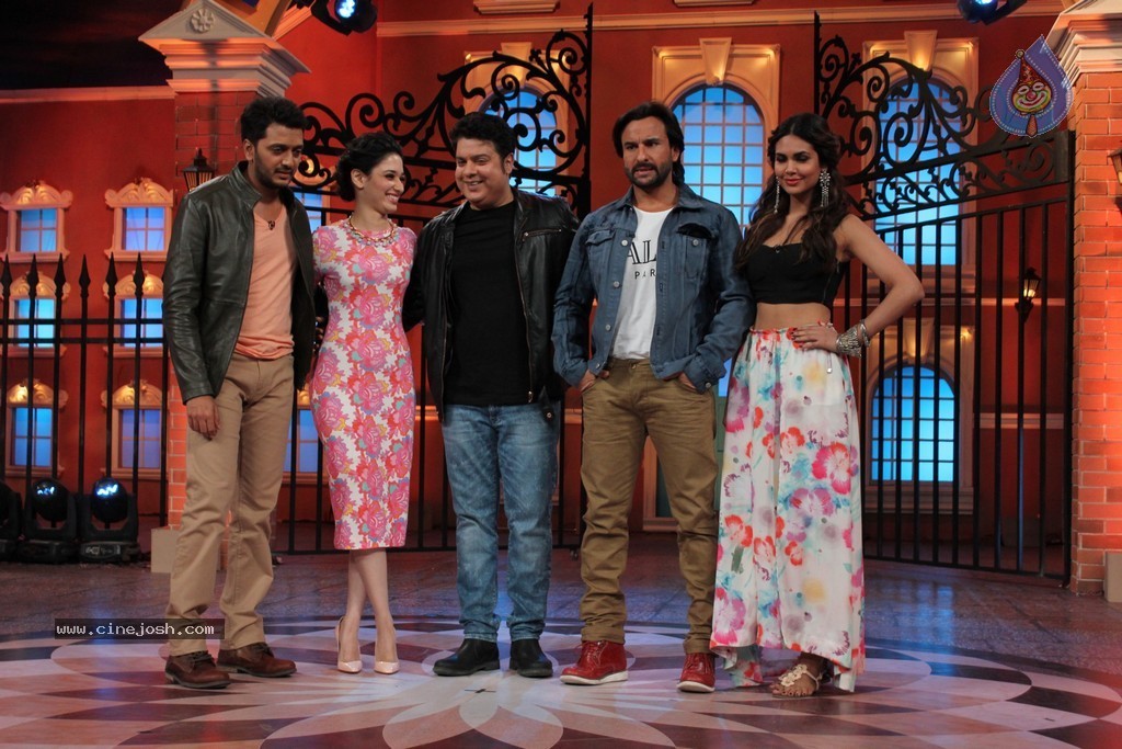 Humshakals Stars at Hasee House  - 11 / 35 photos