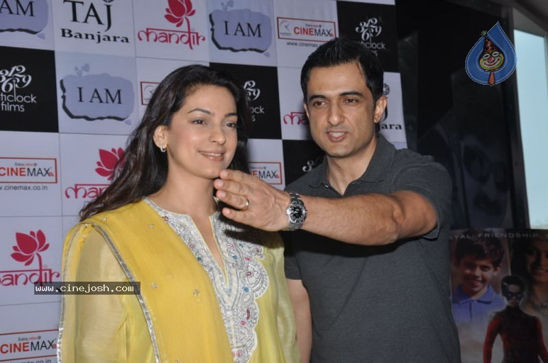 I AM Bollywood Movie Star Cast at Cinemax - 17 / 71 photos