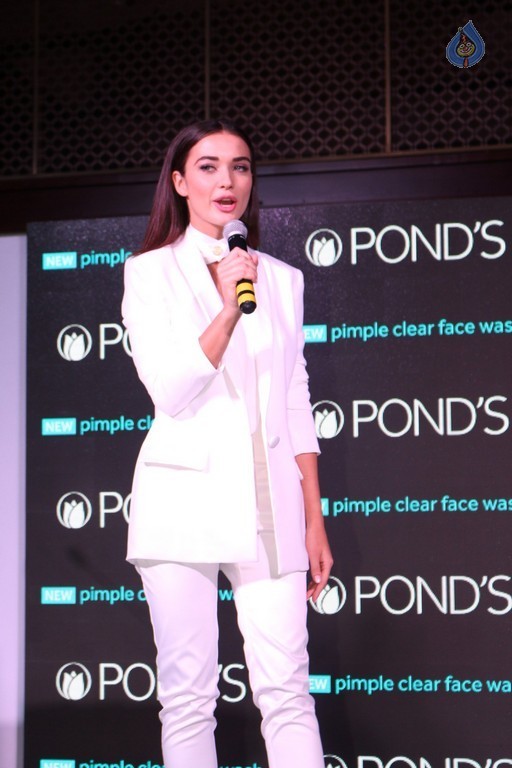 Ileana and Amy Jackson Ponds Institute new Products Launch - 28 / 33 photos