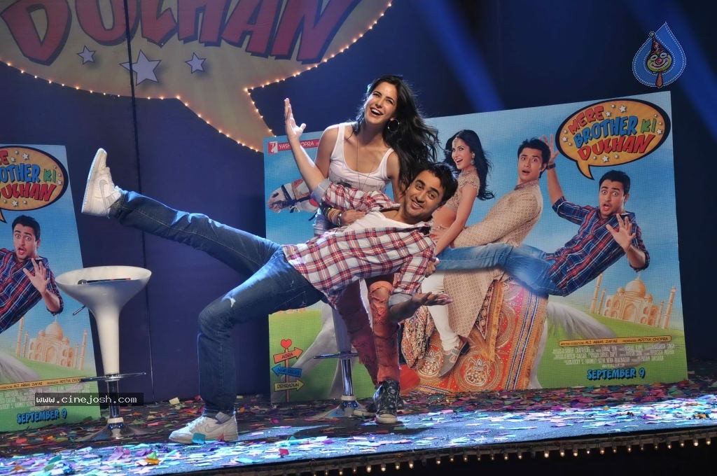 Imran and Katrina at Mere Brother Ki Dulhan Audio Launch - 7 / 36 photos