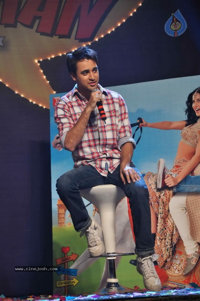 Imran and Katrina at Mere Brother Ki Dulhan Audio Launch - 16 / 36 photos