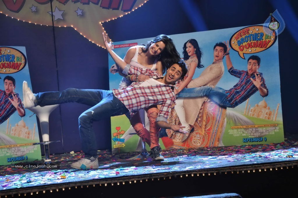 Imran and Katrina at Mere Brother Ki Dulhan Audio Launch - 20 / 36 photos