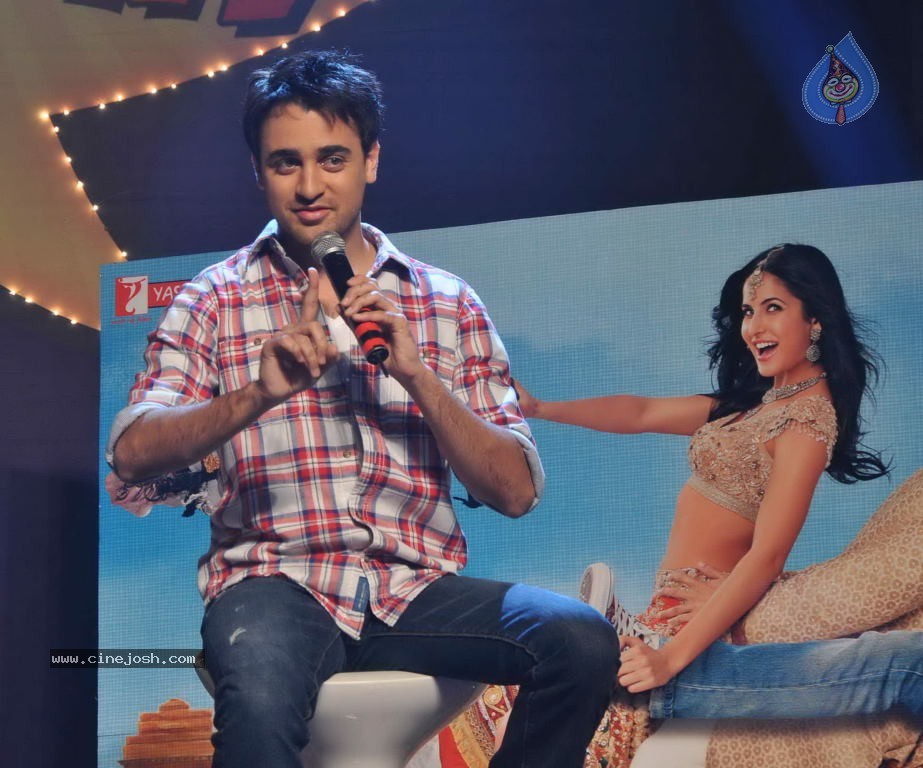 Imran and Katrina at Mere Brother Ki Dulhan Audio Launch - 31 / 36 photos