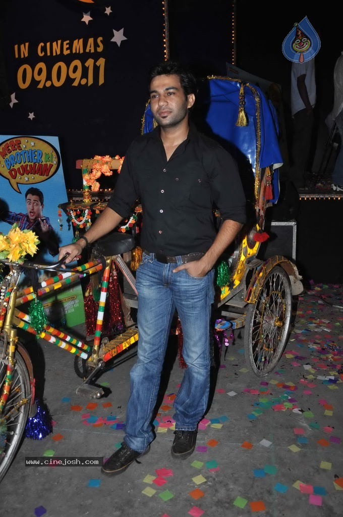 Imran and Katrina at Mere Brother Ki Dulhan Audio Launch - 34 / 36 photos