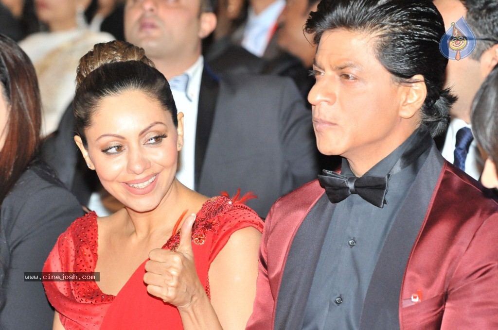 Celebs at Inaugural Lux Cozi TOIFA Celebrations - 9 / 17 photos