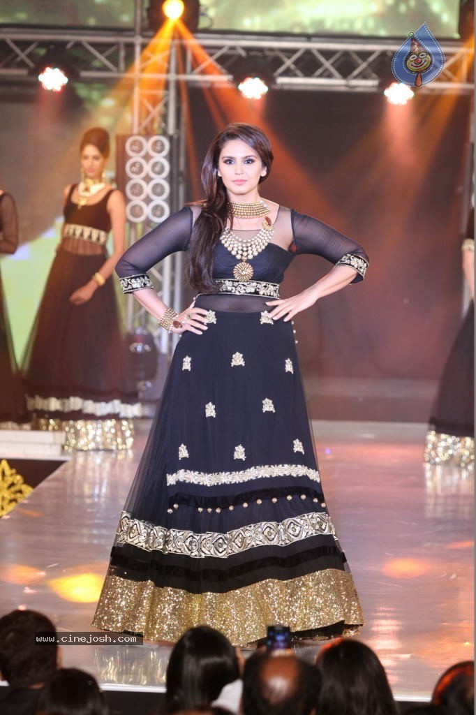 India Bullion n Jewellery Awards Fashion Show - 5 / 40 photos