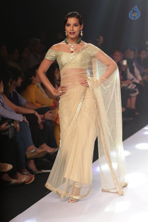 India International Jewellery Week 2015 Fashion Show - 51 / 84 photos