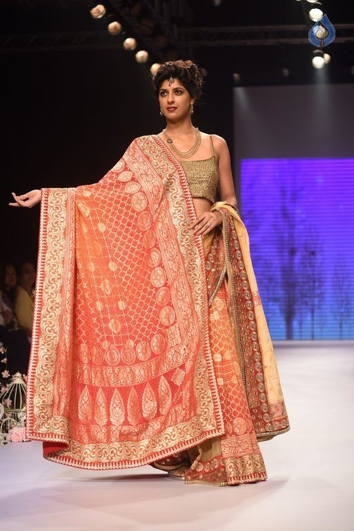 India International Jewellery Week 2015 Show  - 52 / 126 photos