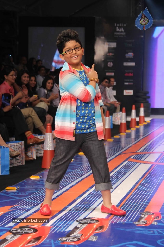 India Kids Fashion Show - 22 / 99 photos