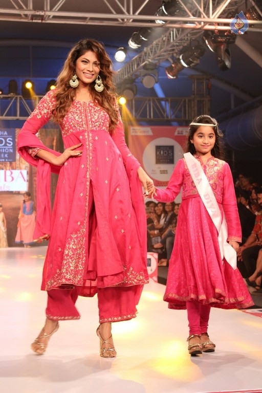 India Kids Fashion Week Photos - 16 / 20 photos
