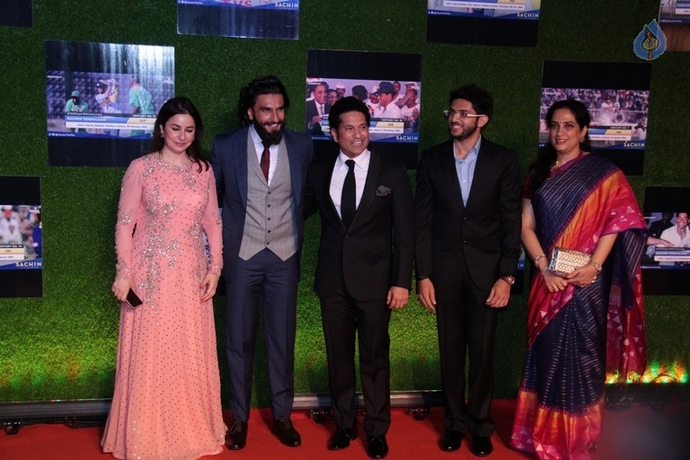 Indian Cricket Team at Special Screening Of Film Sachin A Billion Dreams - 1 / 82 photos