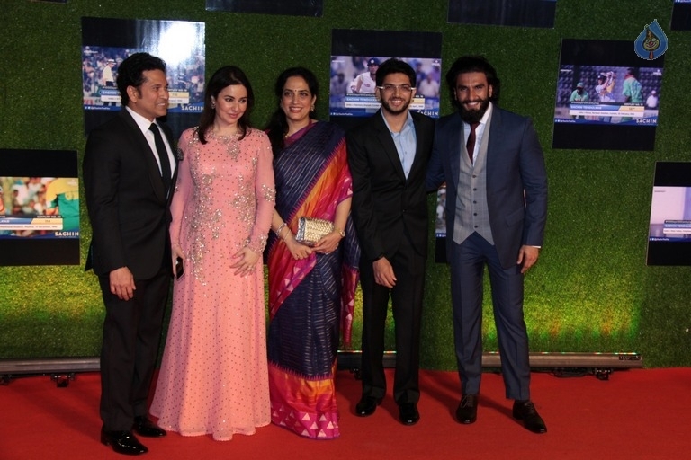 Indian Cricket Team at Special Screening Of Film Sachin A Billion Dreams - 64 / 82 photos