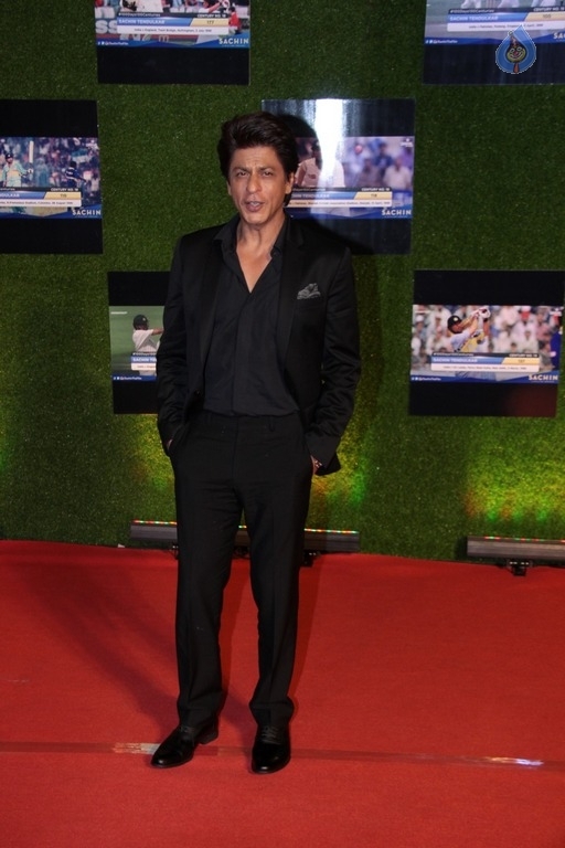 Indian Cricket Team at Special Screening Of Film Sachin A Billion Dreams - 70 / 82 photos