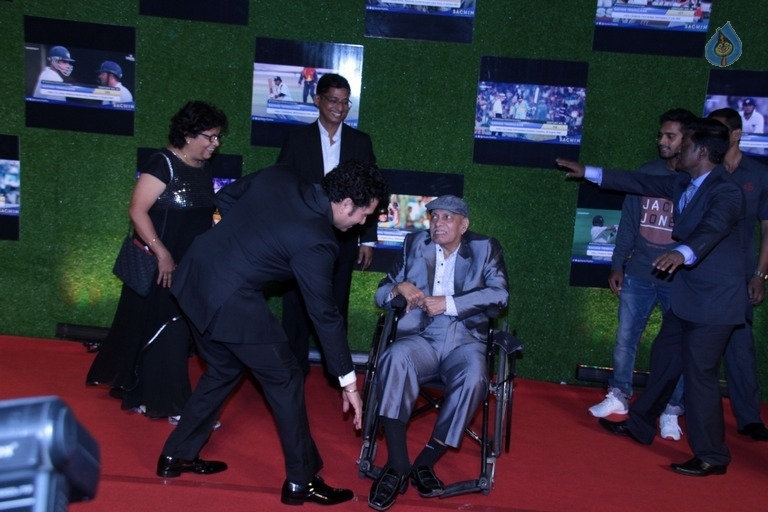 Indian Cricket Team at Special Screening Of Film Sachin A Billion Dreams - 74 / 82 photos