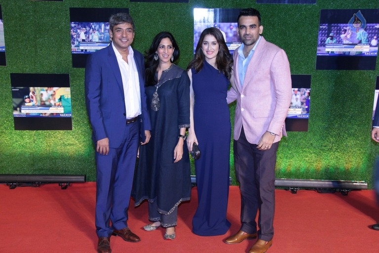 Indian Cricket Team at Special Screening Of Film Sachin A Billion Dreams - 76 / 82 photos