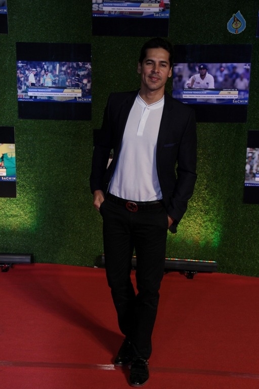 Indian Cricket Team at Special Screening Of Film Sachin A Billion Dreams - 81 / 82 photos